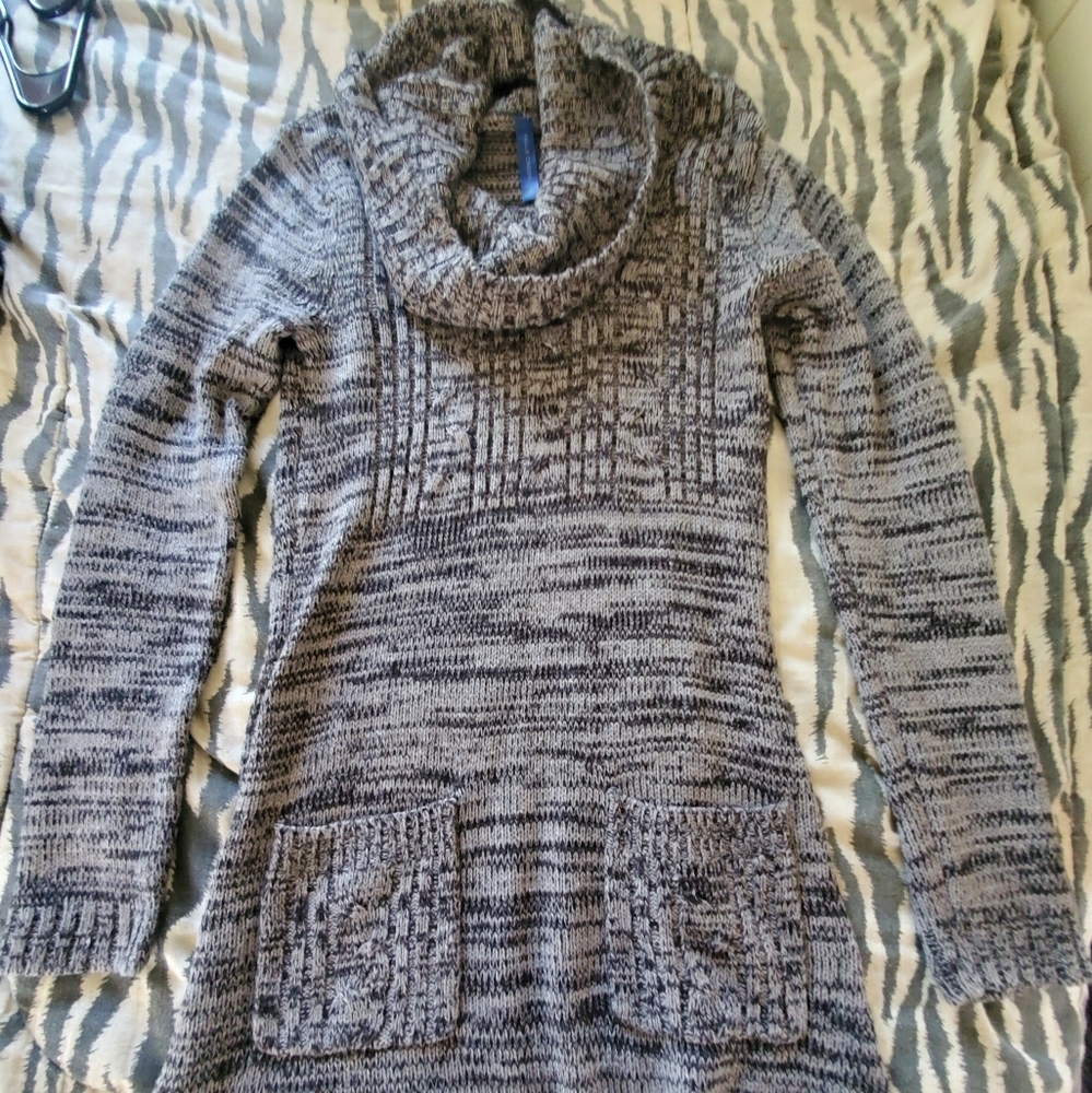 Very soft fabric with loose turtleneck